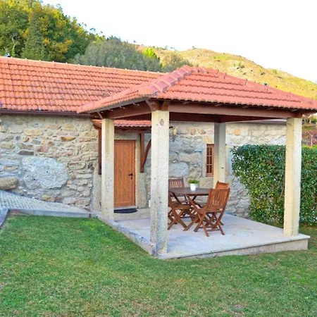 Casa Da Laranjeira 度假居 Barbeitos